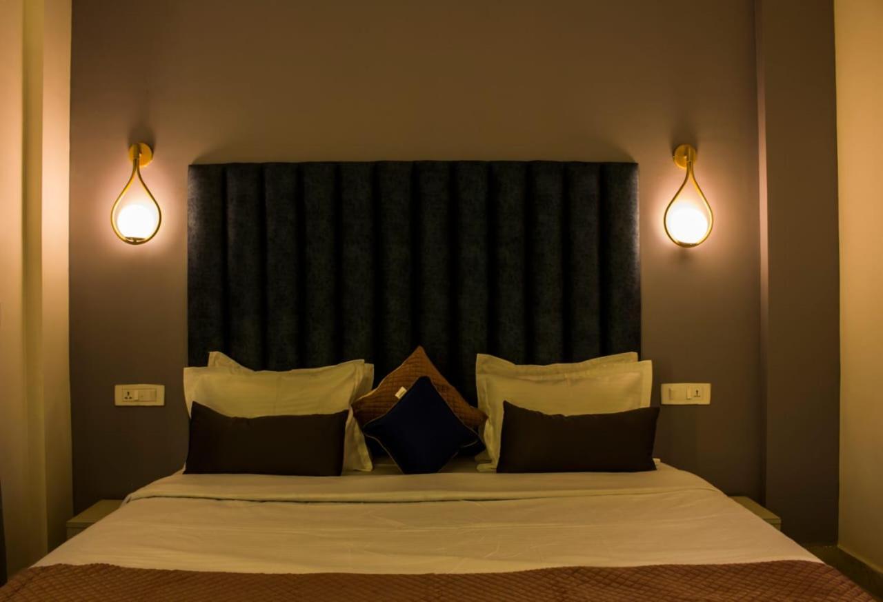 The Me Ra Kee House Hotel Morjim Kültér fotó